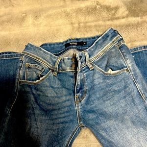 Super cute barely worn Hudson jeans